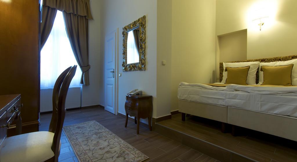Jokai Villa Сиофок Екстериор снимка